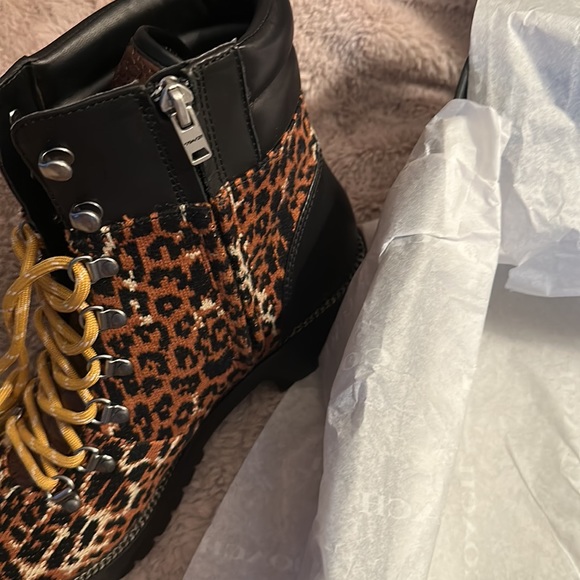 BNIB Coach Lorren Leopard Bootie - Picture 7 of 8